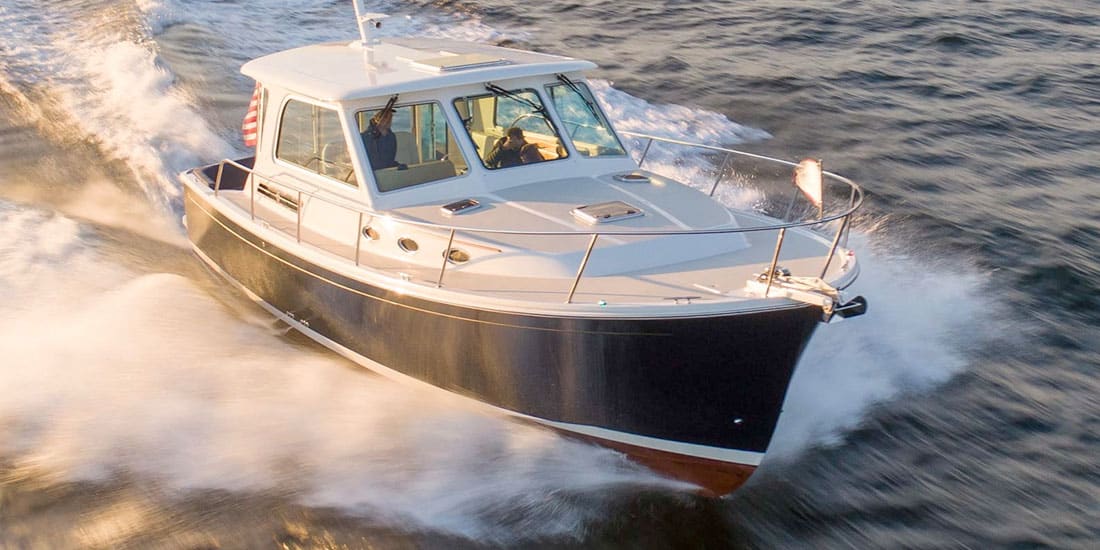 Back Cove 372 Express Motor Yacht