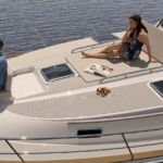 Sabre 51 Salon Express - Foredeck View Sabre 51 Salon Express - Foredeck View