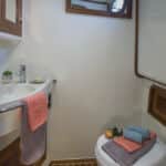 Helmsman Trawlers 38E Pilothouse