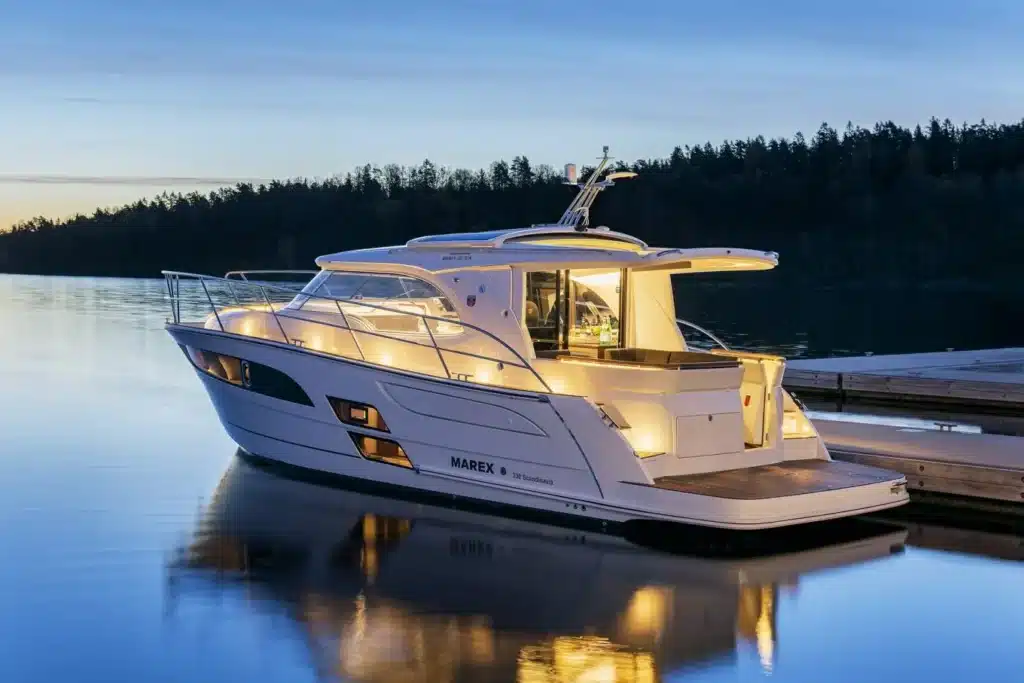 MarexBoats-330-Scandinavia-Exterior-photo1